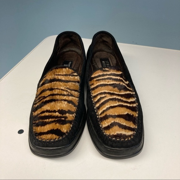 STUART WEITZMAN For  Browns Sz 9.5 Suede Tiger Print Pony Hair Slip On Loafer - Picture 2 of 11